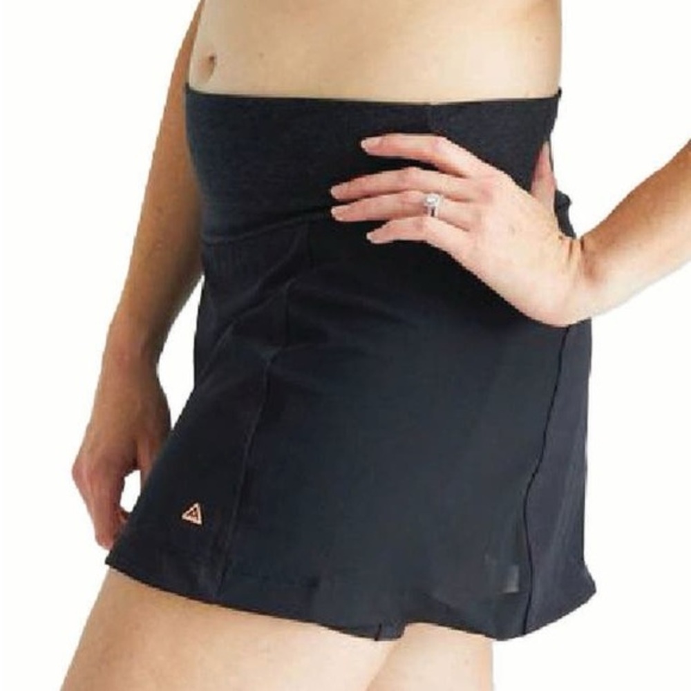 NWT Anook Athletics Birdie Maternity Skort size M in Charcoal Grey
